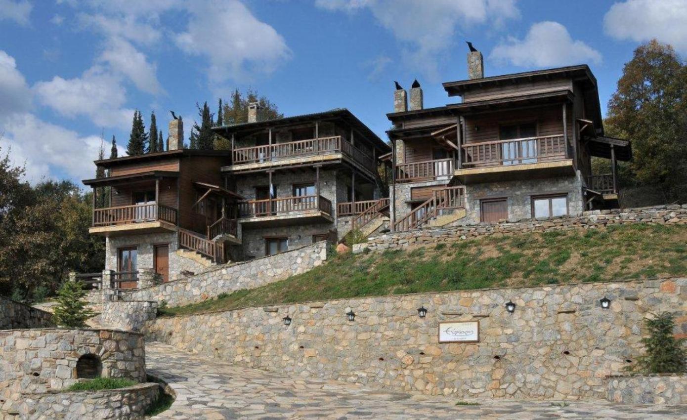 Efharis Filoxenon Apartamento Feneos Exterior foto