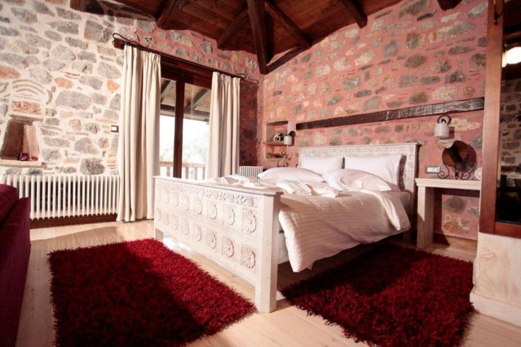 Efharis Filoxenon Apartamento Feneos Quarto foto